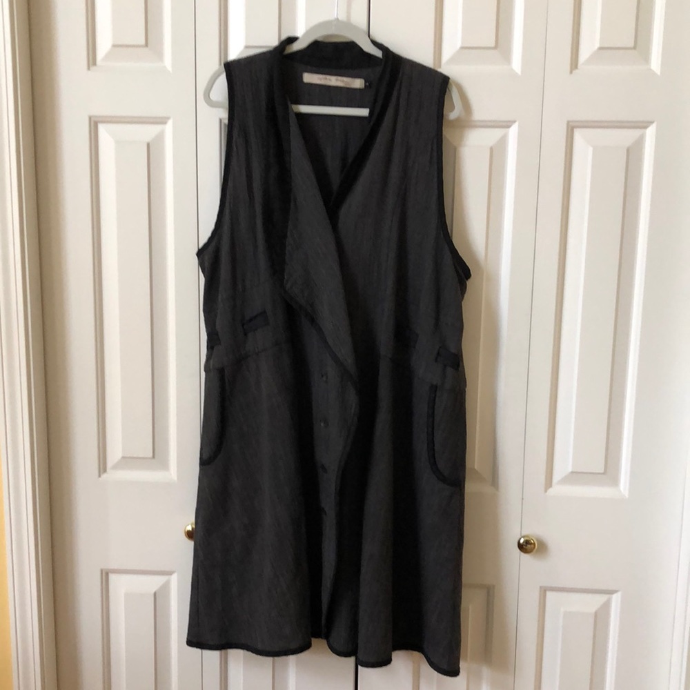 Women’s Cynthia Ashby Vest